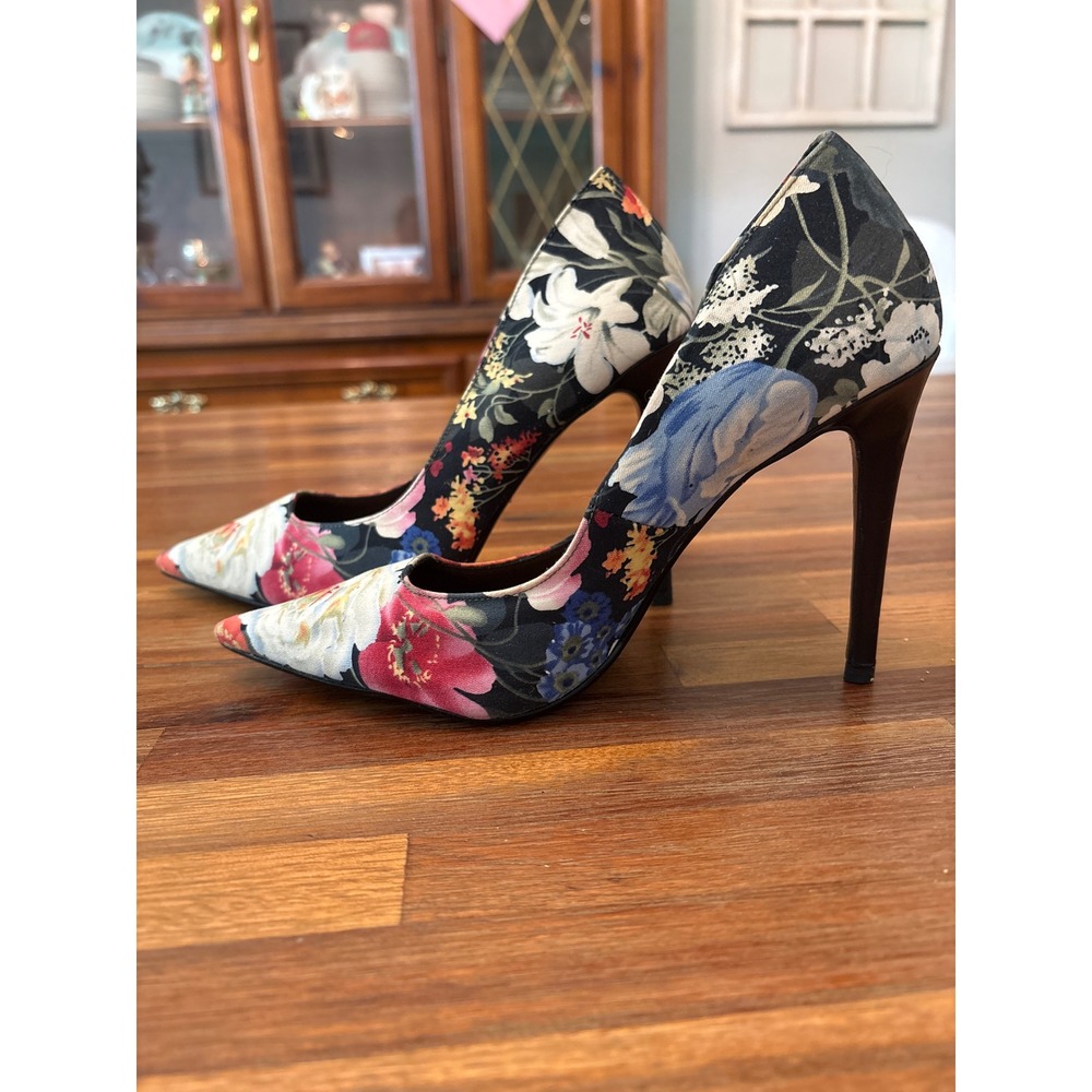 Halogen Floral Stiletto Pumps Womens 5.5M Multi Color Excellent Pointed Toe